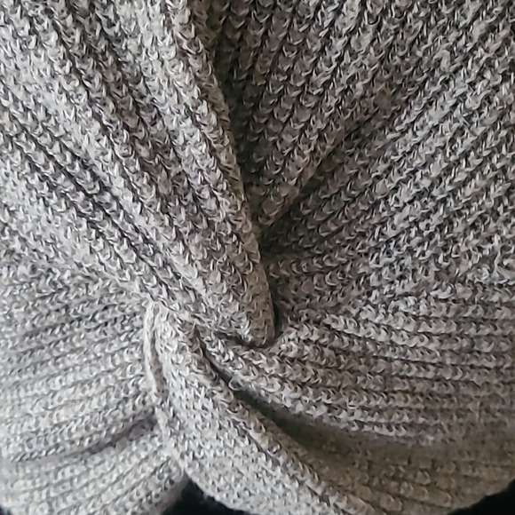 Woven Heart Tan Sweater Size Small - Picture 2 of 5